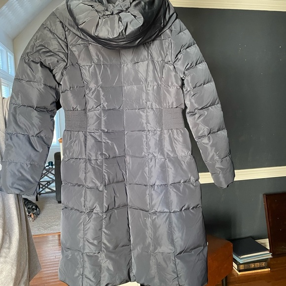 Cole Haan down puffer jacket - Picture 3 of 4